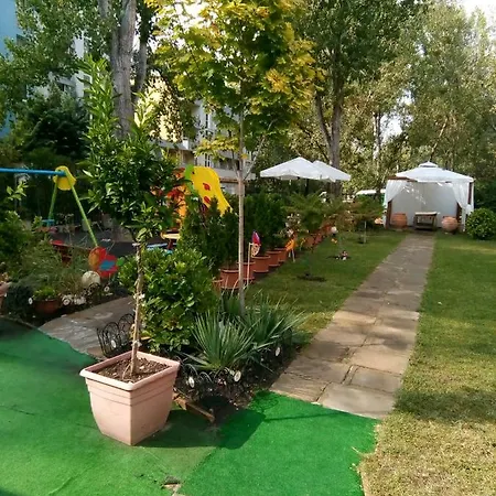 Aphrodite Gardens Apart